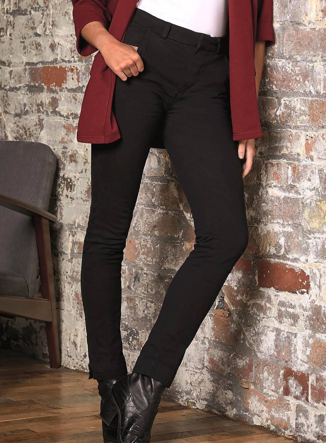 Spodnie damskie Chino o dopasowanym kroju