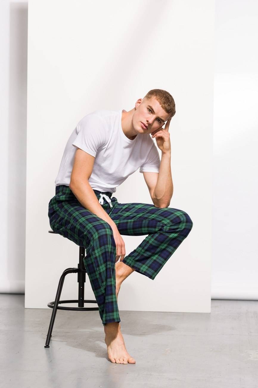 Spodnie męskie w szkocką kratę