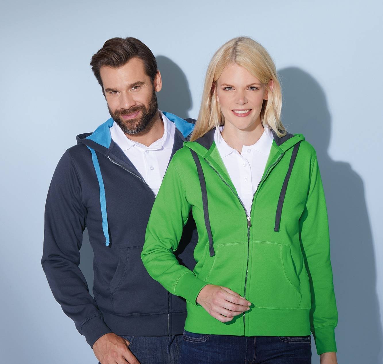 Sportowa bluza męska z kapturem