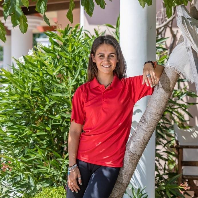 Sportowa koszulka polo o delikatnej strukturze