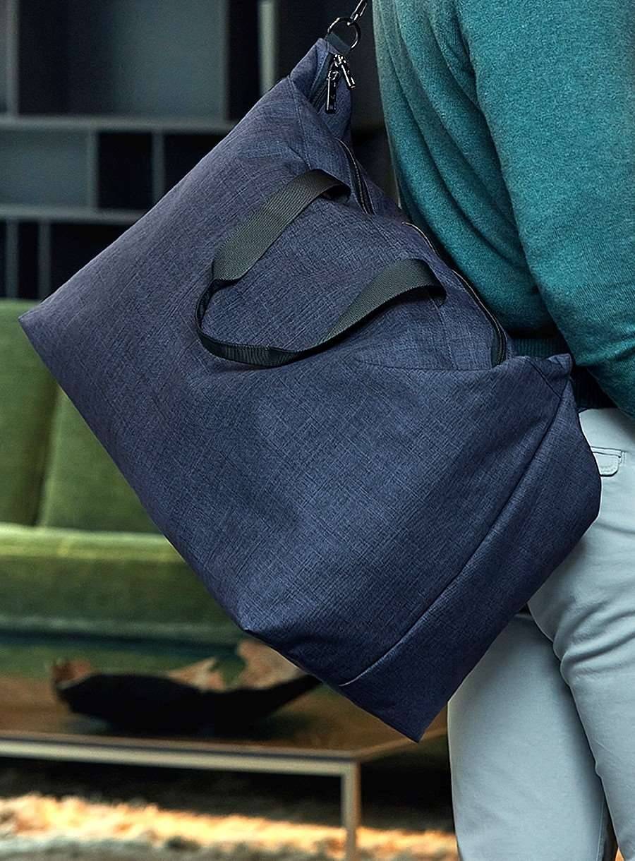 Sportowa torba Europe z odpinanym pasem na ramię