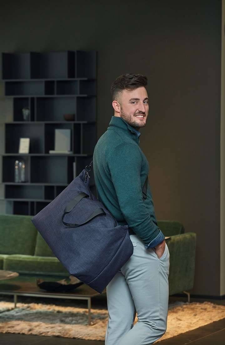 Sportowa torba Europe z odpinanym pasem na ramię