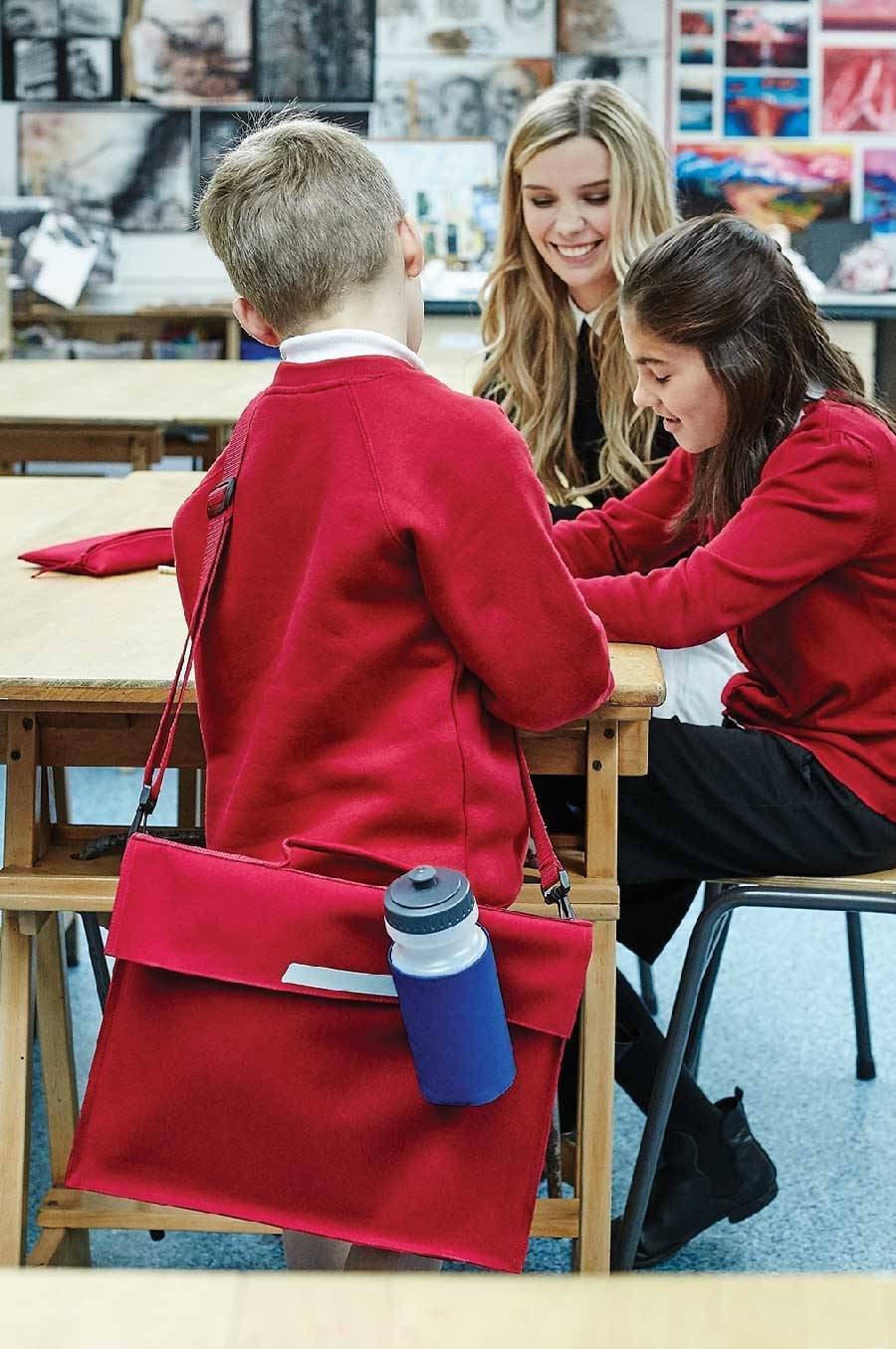 Sportowy bidon z uchwytem i zapięciem Quadra