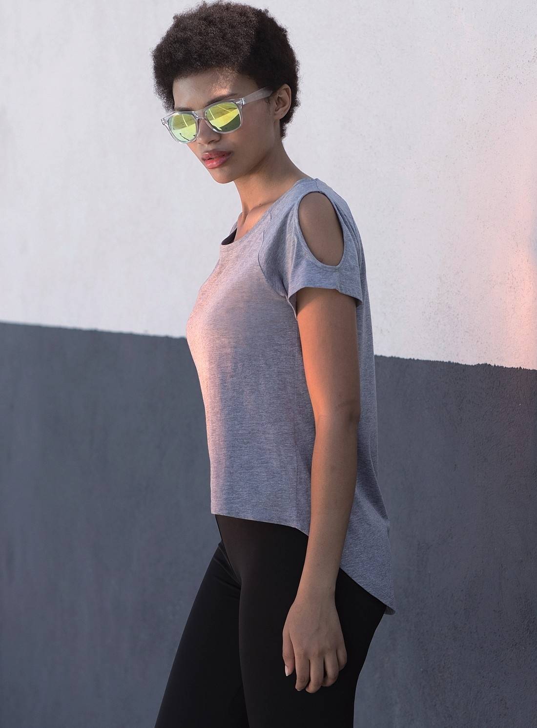 Stylowa damska koszulka SF