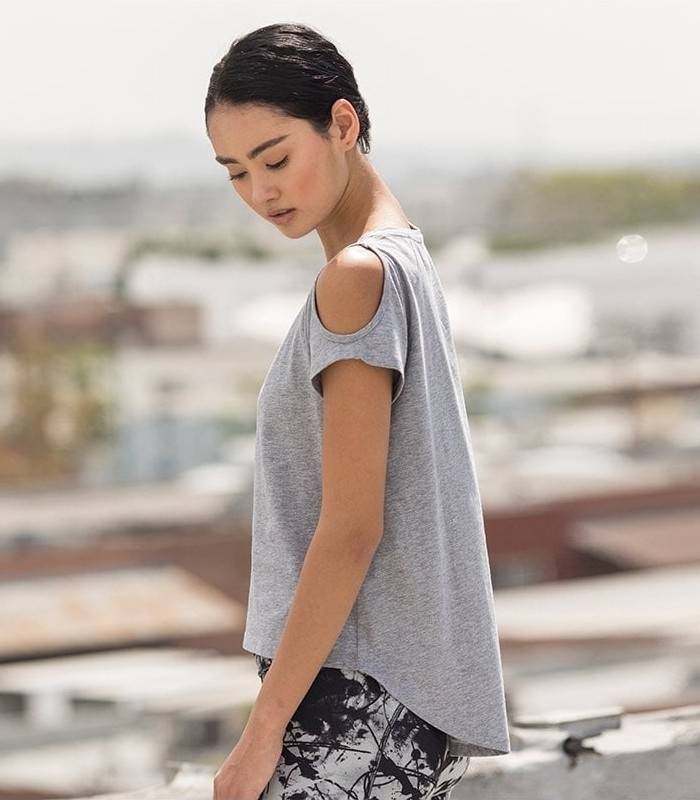 Stylowa damska koszulka SF