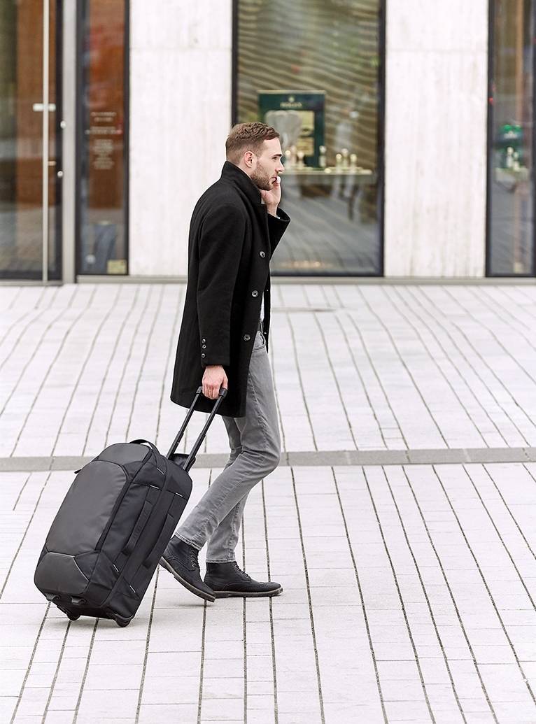 Stylowa torba podróżna z uchwytem teleskopowym i wzmocnioną podstawą