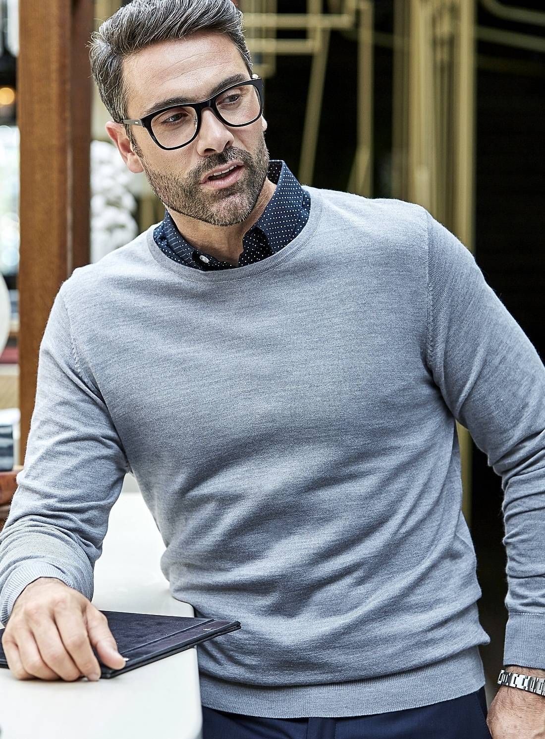 Sweter męski z wysokiej jakości włoskiej przędzy