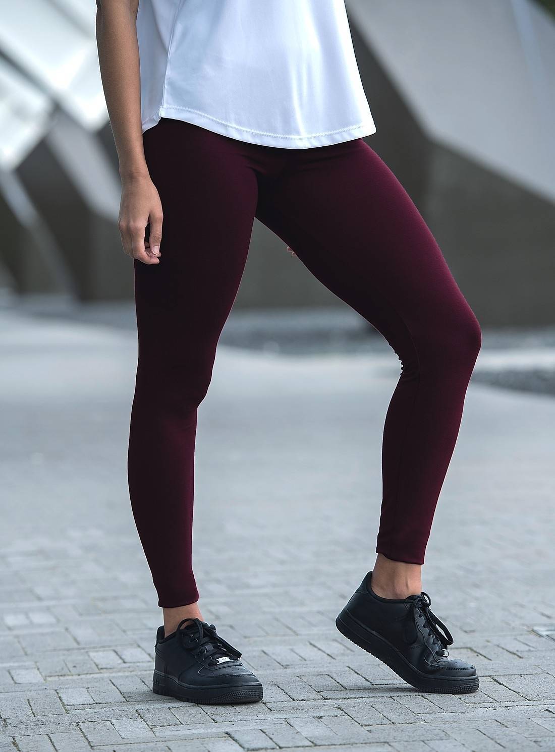 Szybkoschnące leginsy damskie