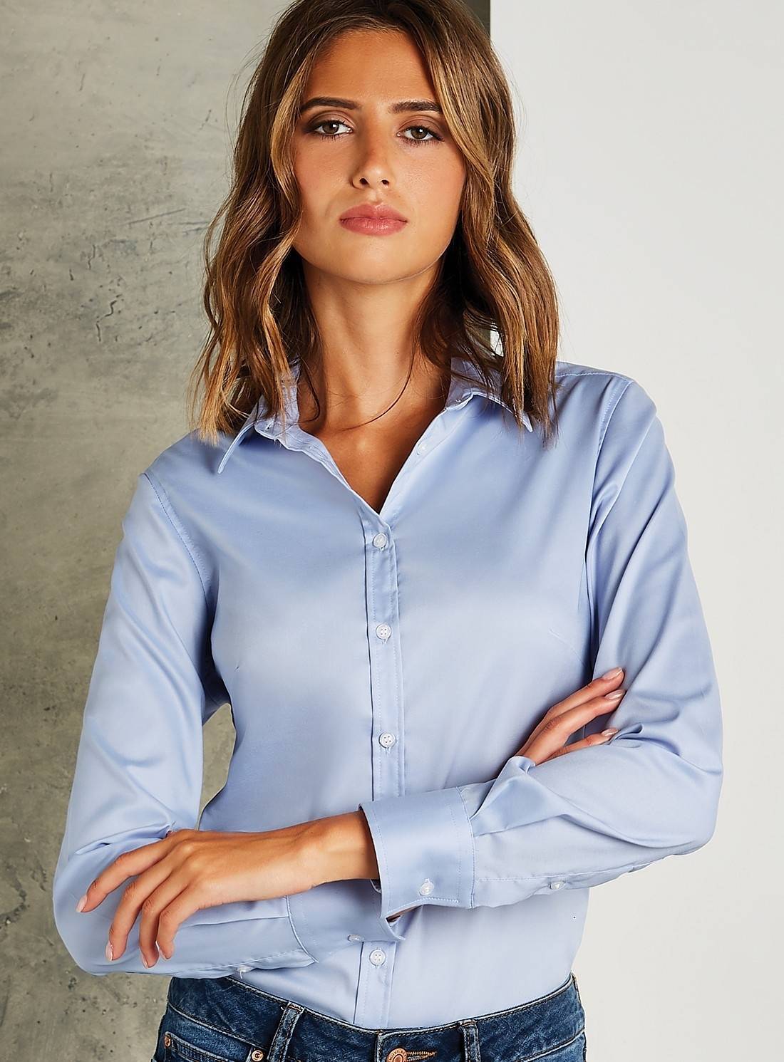 Szykowna koszula damska z długimi rękawami