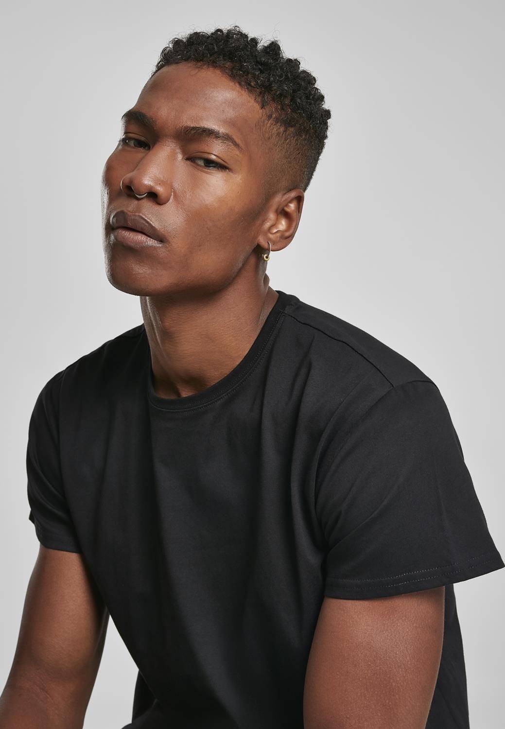 T-shirt męski z okrągłym dekoltem bez metki producenta