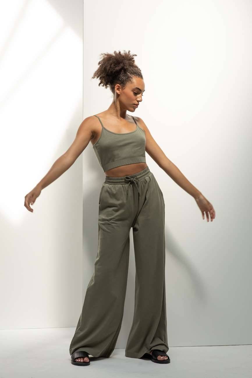 Top damski na wąskich ramiączkach, materiał z recyklingu