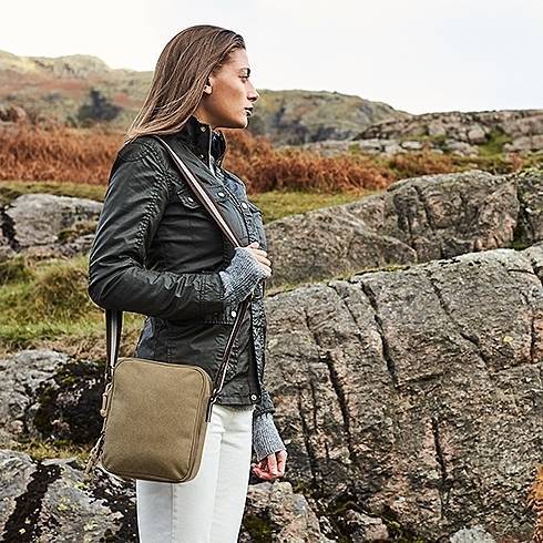 Torba na ramię z dwukolorowym pasem