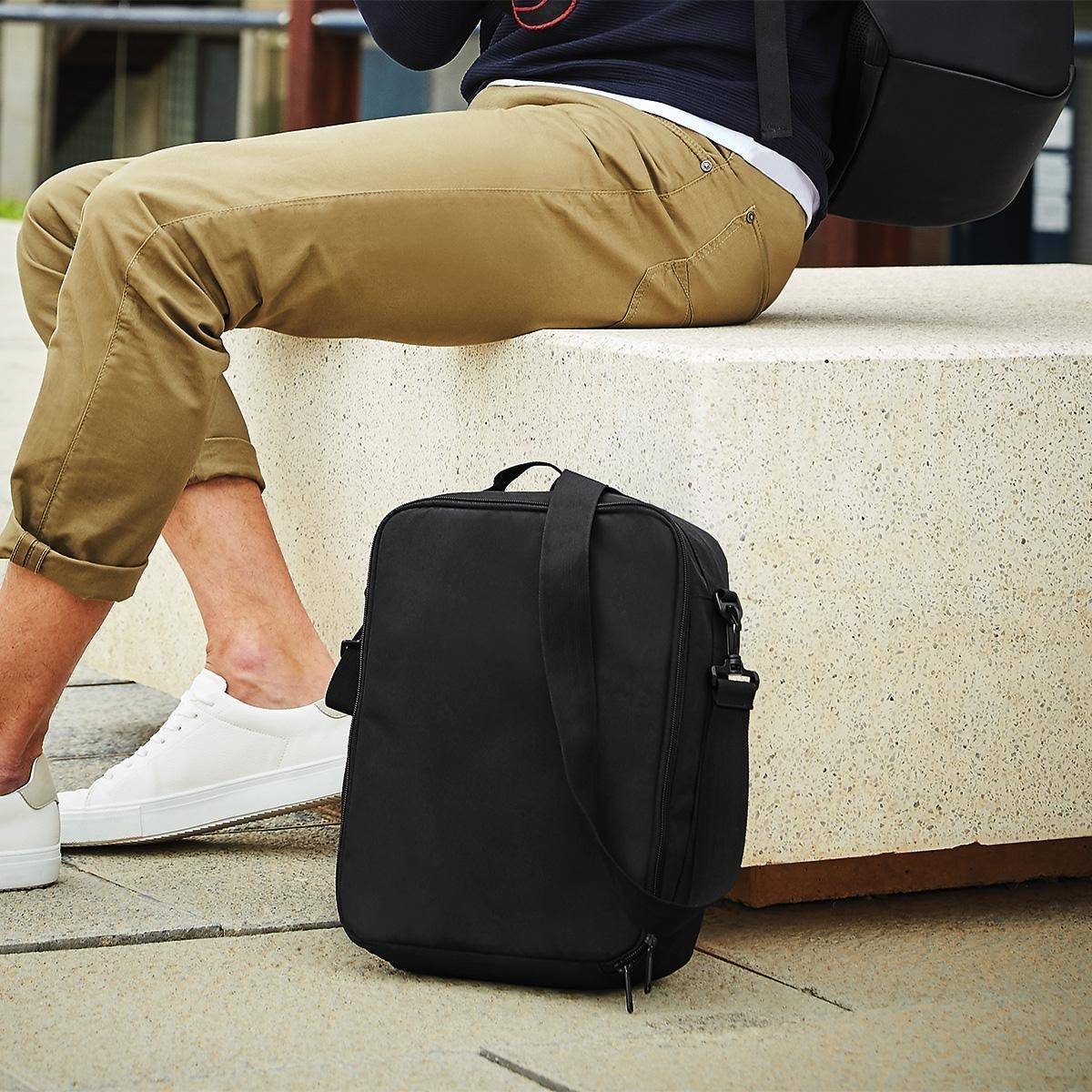 Torba ochronna na aparaty i obiektywy z wyściełanymi przegrodami