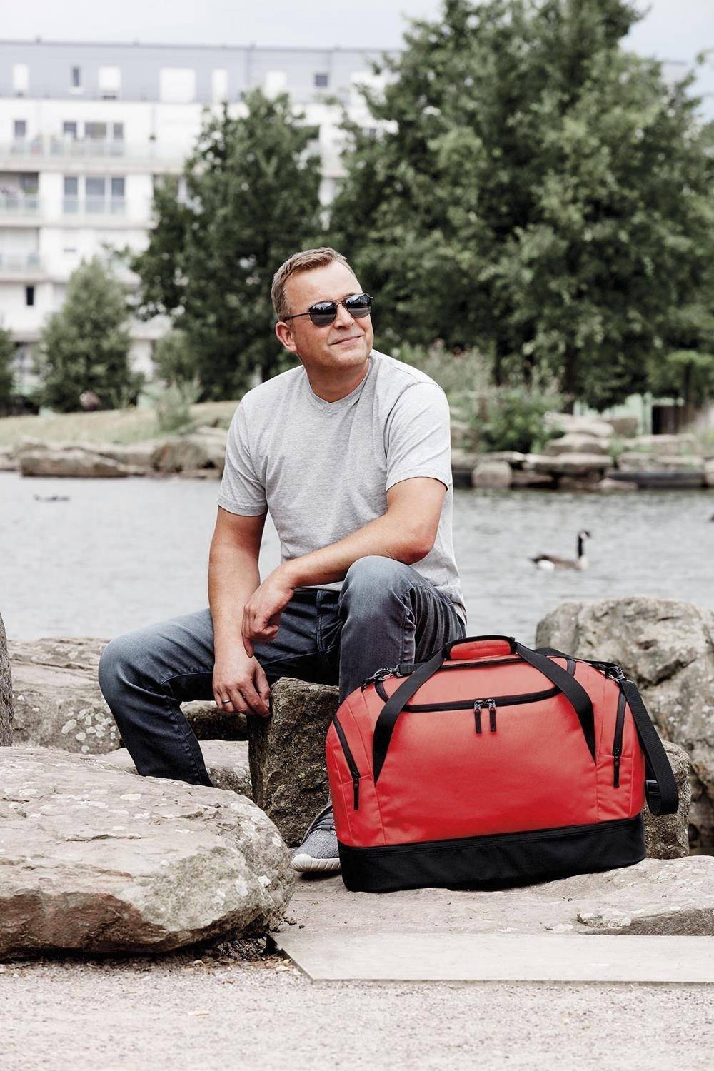 Torba sportowa z oddzielną komorą na buty