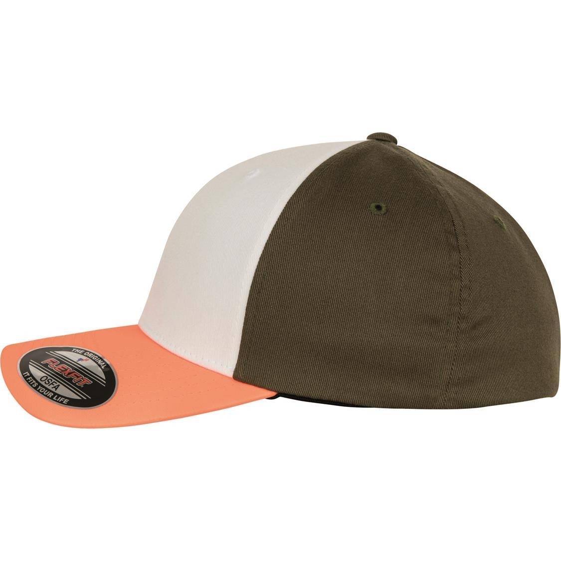 Trójkolorowa czapka z wyprofilowanym daszkiem